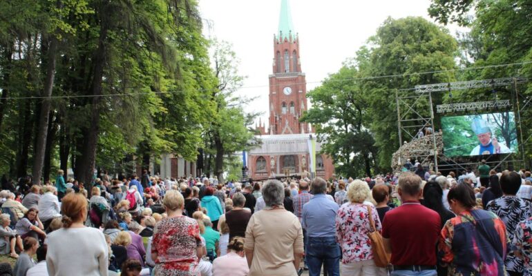 17 sierpnia pielgrzymka Kobiet do Piekar Śląskich