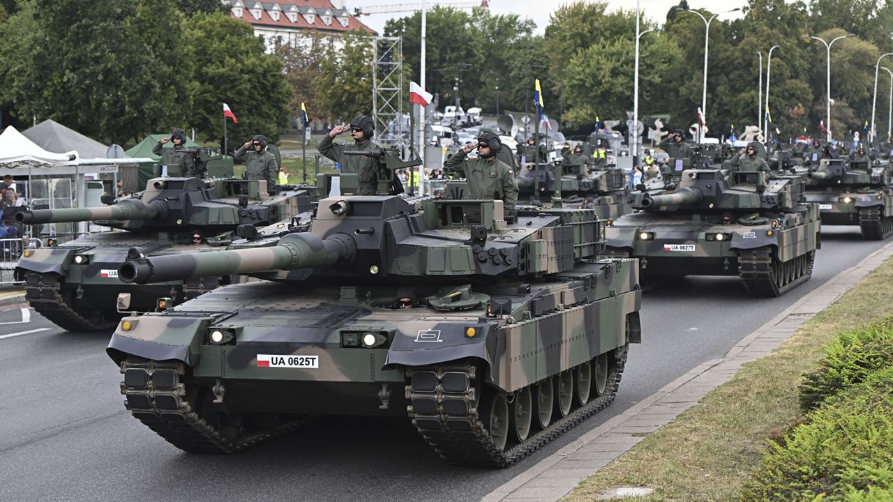 Warszawa: utrudnienia drogowe 15 sierpnia